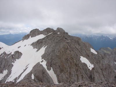 Jerru N, Pico del (2437 m)