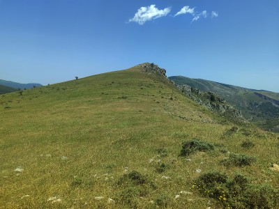 Covachos, Pico de los (1416 m)