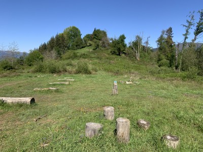 Mundu (443 m)