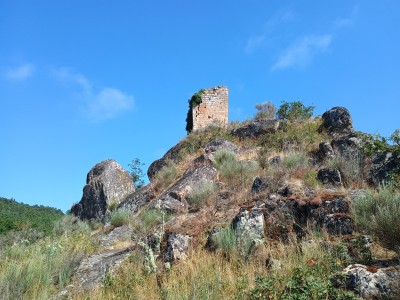 Castelo Torre de Sande (507 m)