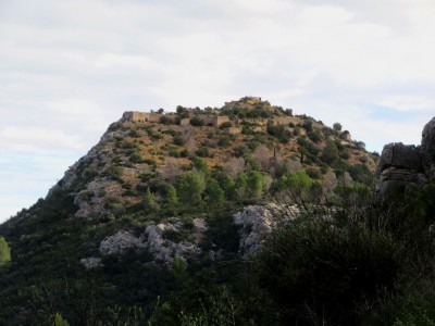 Castell d'Ambra (301 m)