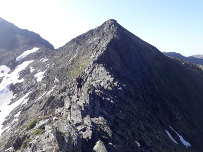 Pic de Calberante (2708 m)