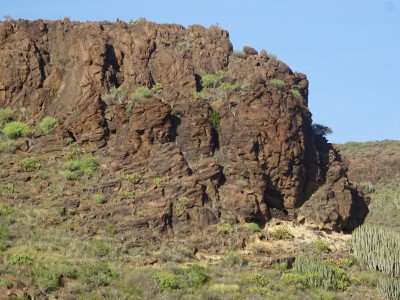 Punta de la Cueva Blanca (405 m)
