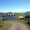 Albergue de Ahuzki y pista de salida