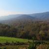 Panorámica desde la carretera de Altube hacia los montes de Urkabustaiz, con Peña Iñurbe en el centro