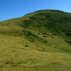 Collado Ahuntzbide o Gurutze con la primera cima de Ahuntzbide