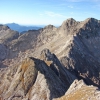 Los pitones de la arista del collado de Eriste desde la cima.