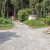 seguimos la pista de hormigon de frente