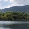 Monte de la Revilla desde el embalse de Arceniega.