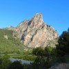 Extremo oriental de la Penya del Castell de Garx con el Racó Roig al fondo