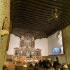 Interior del Santuario, con barco colgado del techo de la nave