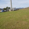 pasamos junto a la torre de telecomunicaciones hacia la alambrada